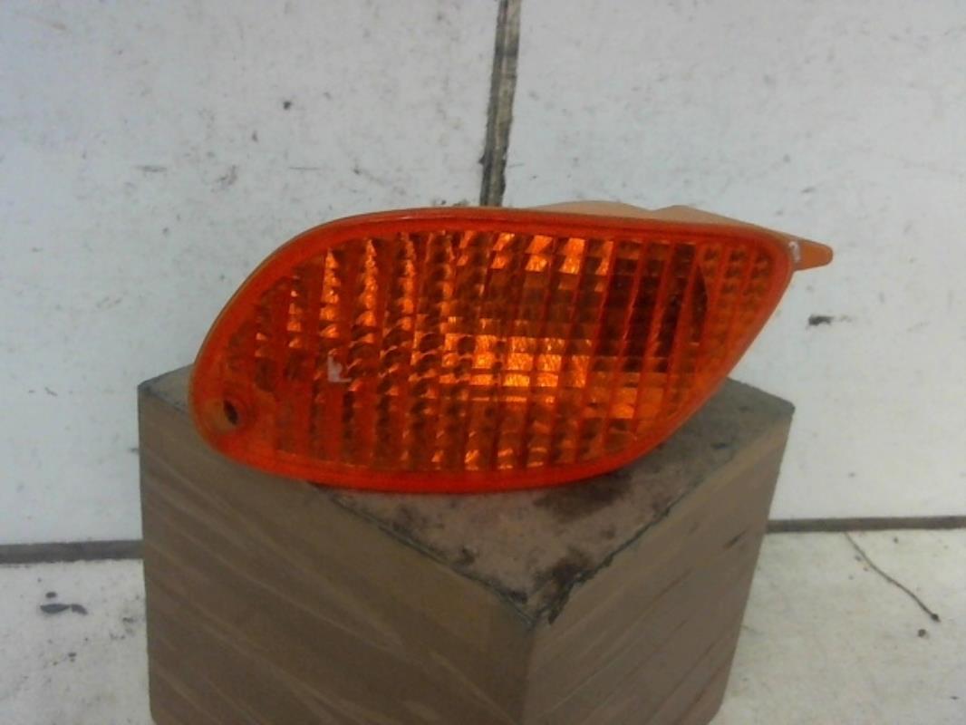 Optique avant secondaire gauche (feux)(clignotant) FORD FOCUS 1 Essence - 1