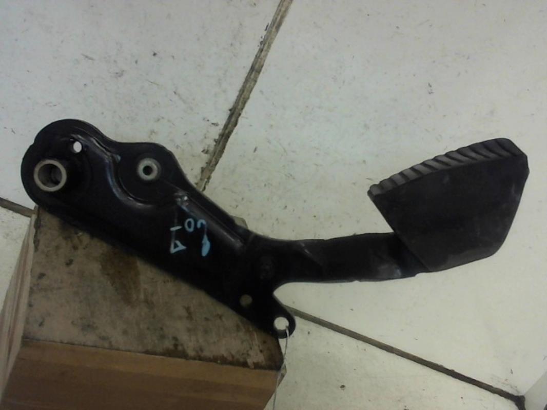 Pedale d'embrayage PEUGEOT 207 PHASE 1 Diesel - 1