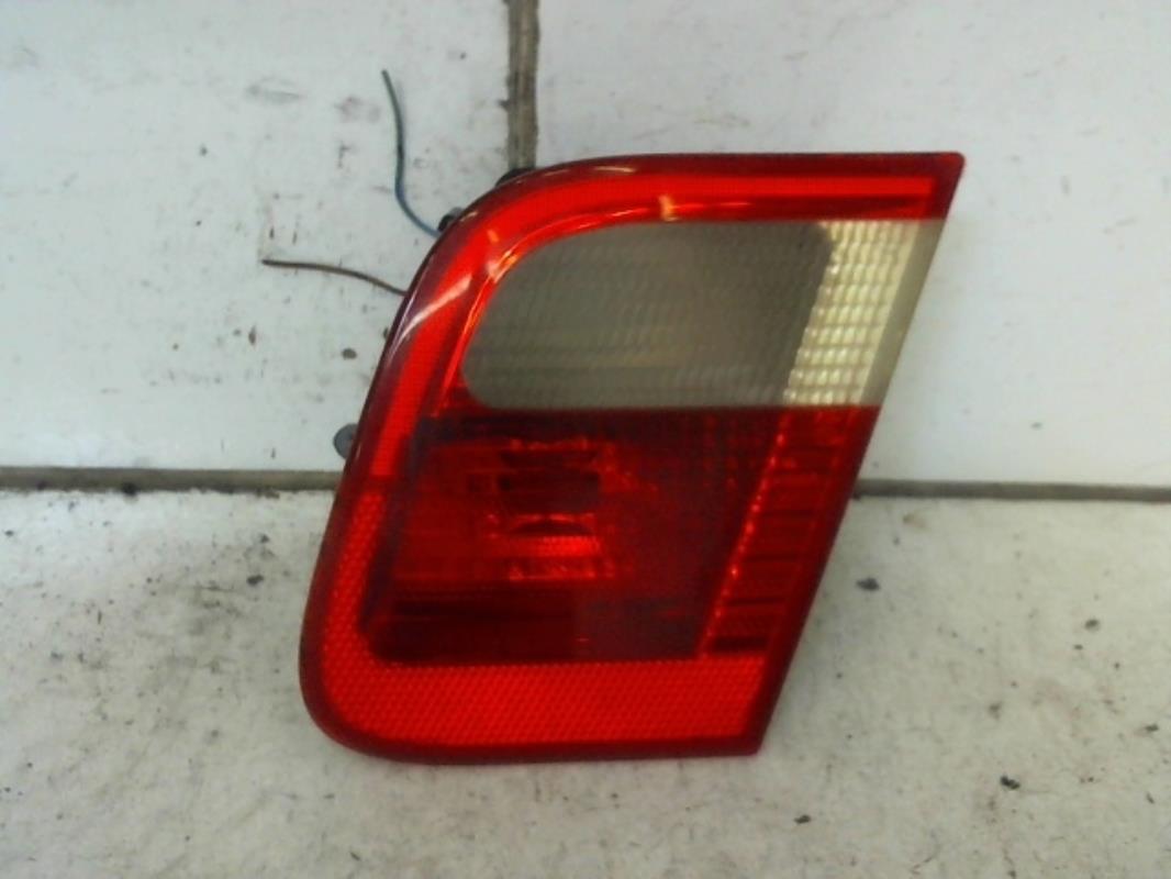 Feu arriere secondaire droit (feux) BMW SERIE 3 E46 PHASE 1 Diesel - 1