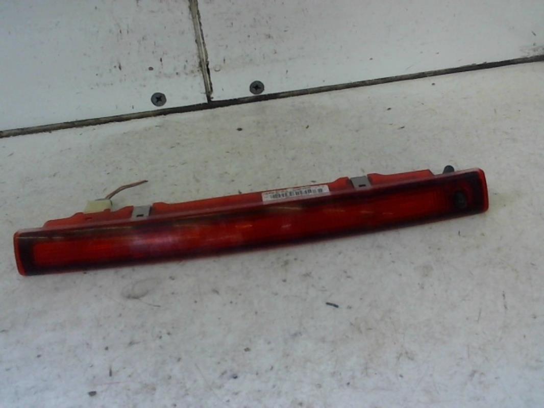 Feu arriere stop central RENAULT SCENIC 2 PHASE 1 Diesel - 1