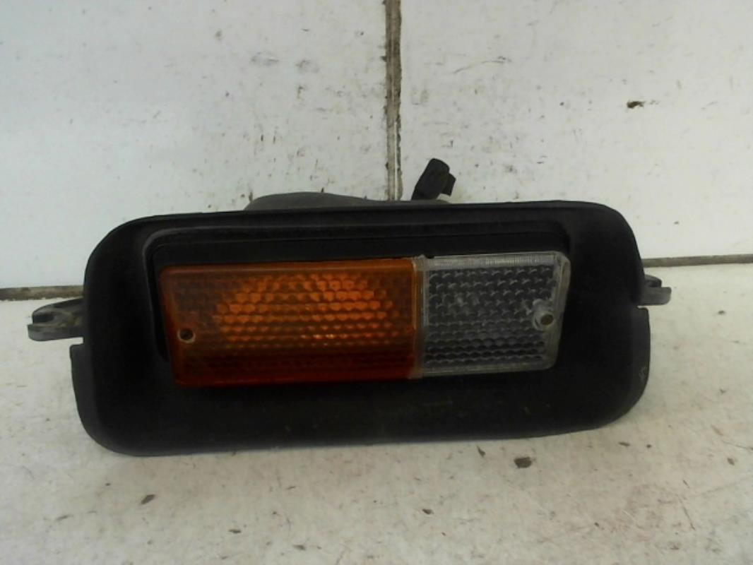Optique avant secondaire droit (feux)(clignotant) LADA NIVA PHASE 2 Essence - 1