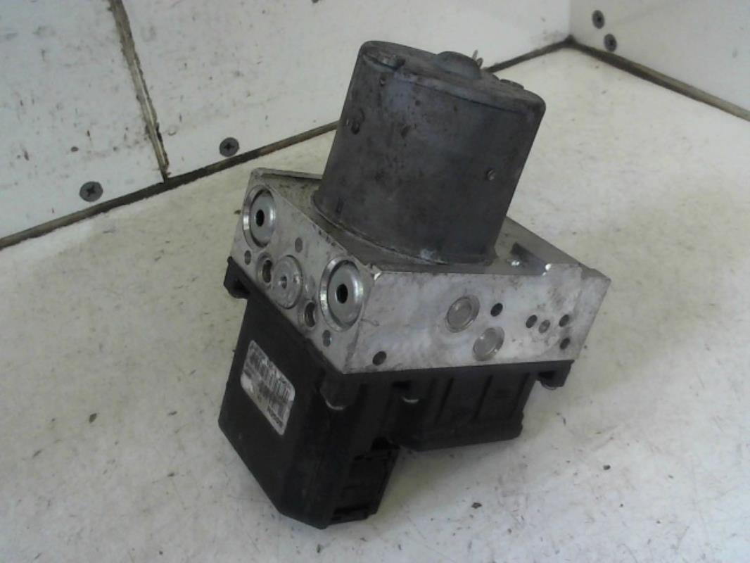 Bloc ABS (freins anti-blocage) CITROEN C3 2 PHASE 1 Essence - 1