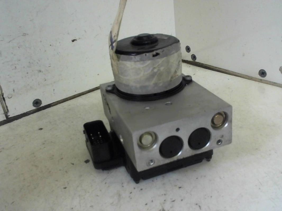 Bloc ABS (freins anti-blocage) BMW SERIE 3 E46 COUPE PHASE 1 Essence - 1