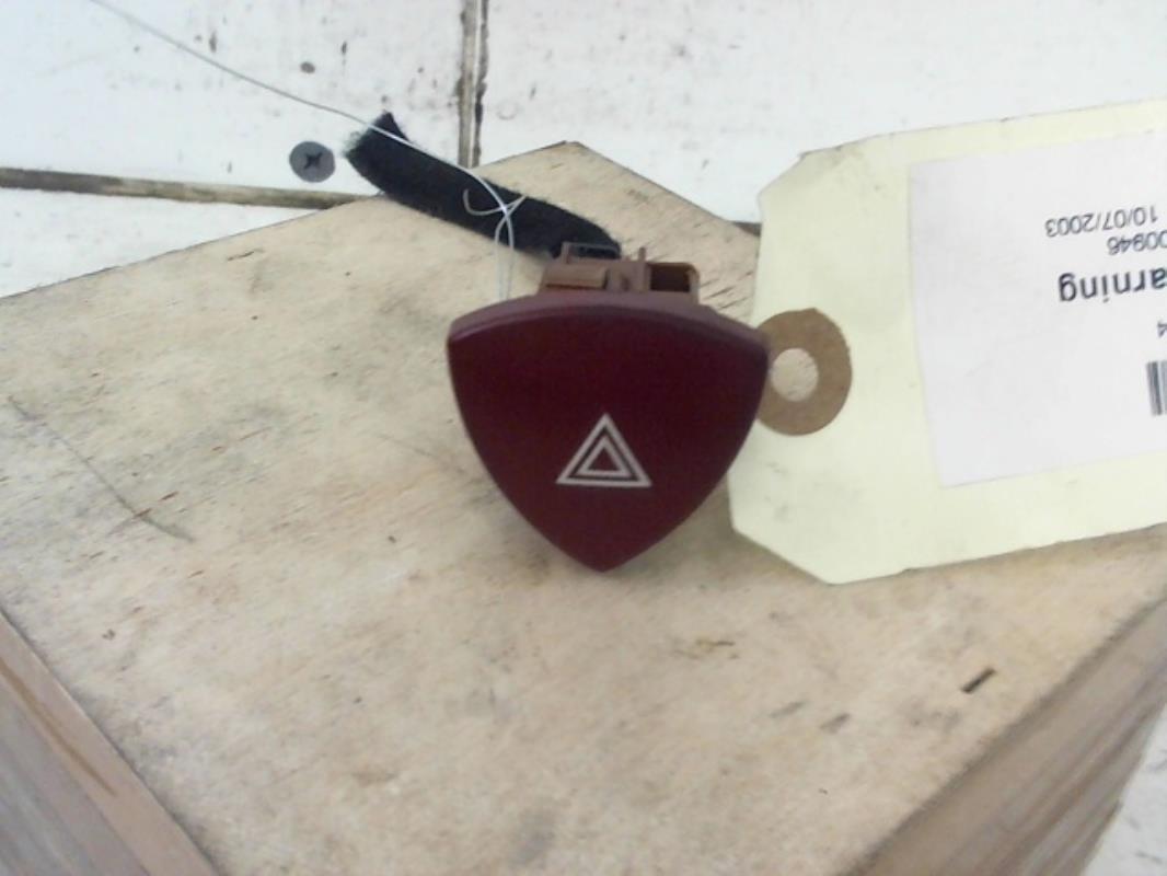 Bouton de warning CITROEN C8 Diesel - 1