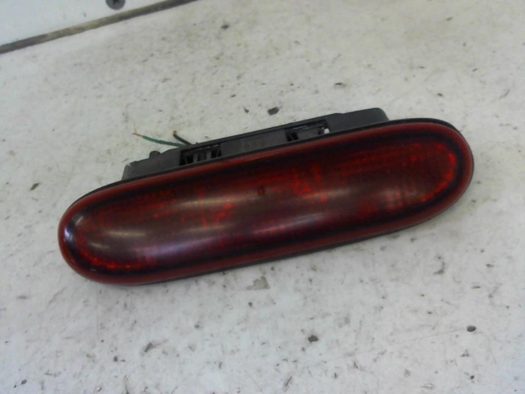 Feu arriere stop central RENAULT CLIO 1 PHASE 3 Essence - 1