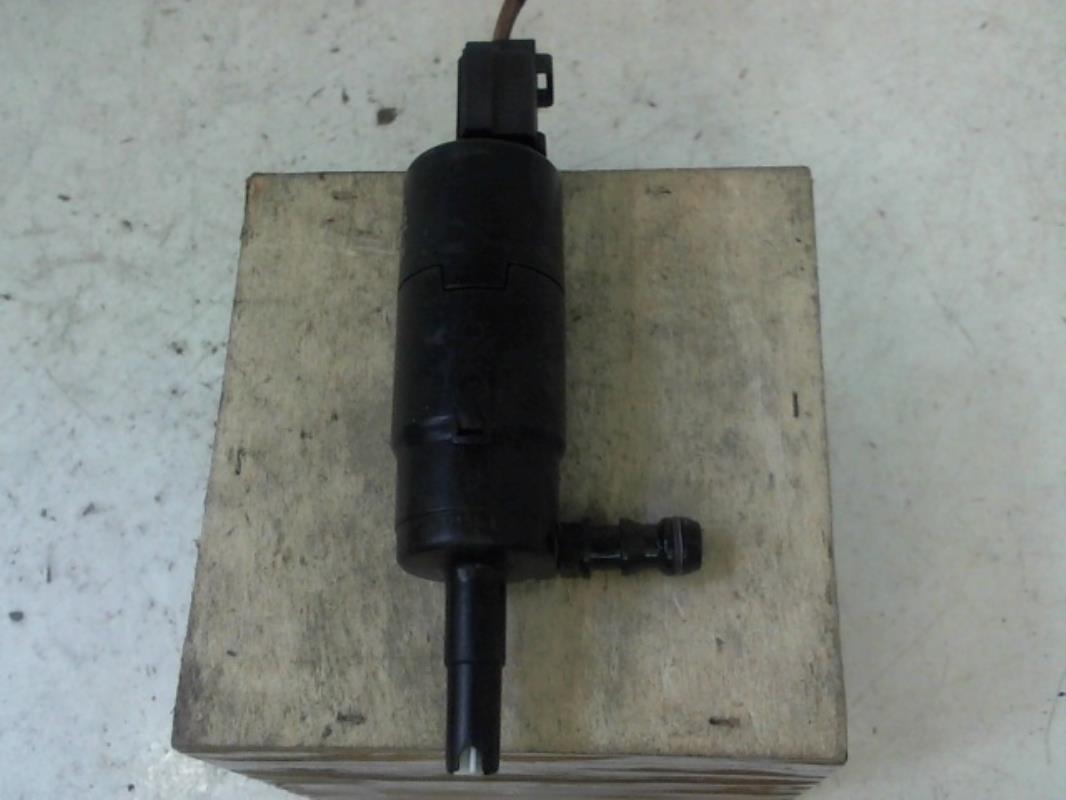 Pompe lave glace avant BMW SERIE 1 E87 PHASE 2 Diesel - 1