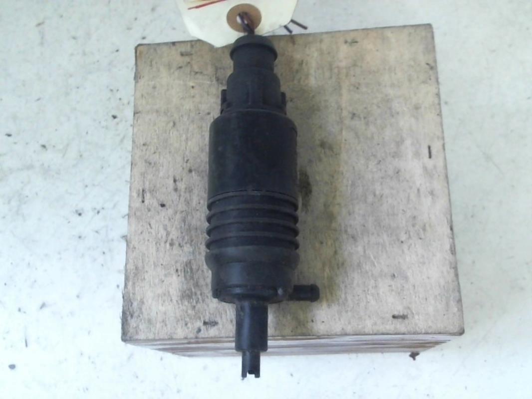 Pompe lave glace avant AUDI A4 1 PHASE 1 Diesel - 1