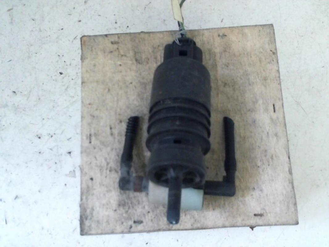 Pompe lave glace avant AUDI A6 2 AVANT PHASE 1 BREAK Diesel - 1