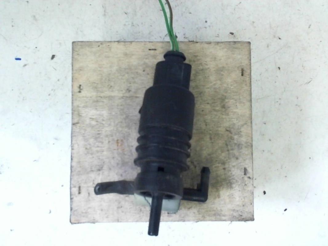 Pompe lave glace avant VOLKSWAGEN GOLF 4 Essence - 1