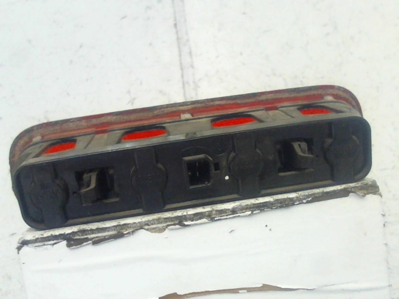 Feu arriere stop central PEUGEOT BIPPER Diesel - 1