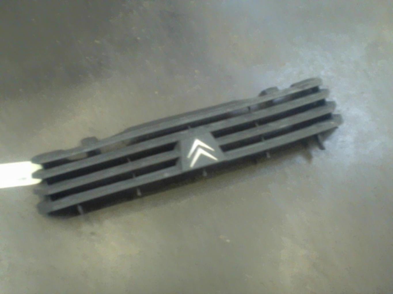 Calandre CITROEN C15 Diesel - 1