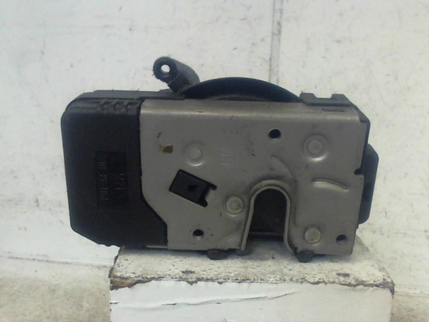Serrure avant droit RENAULT TRAFIC 2 PHASE 2 Diesel - 1