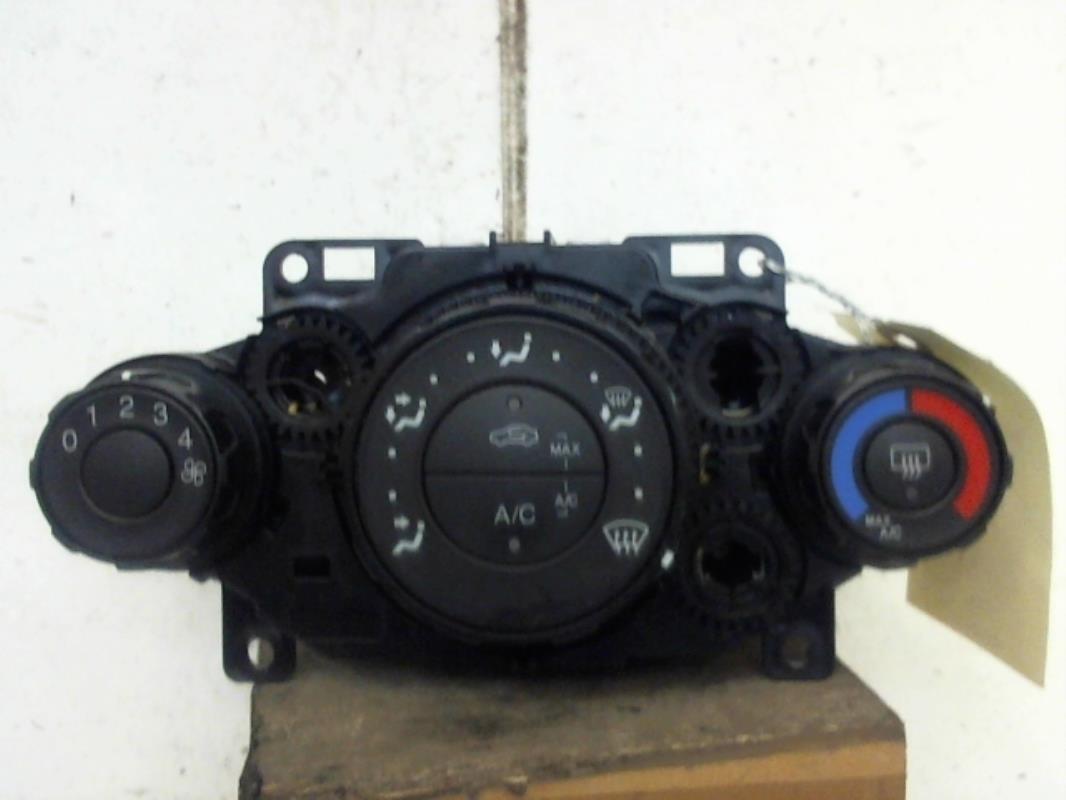Commande chauffage FORD FIESTA 6 PHASE 1 Diesel - 1