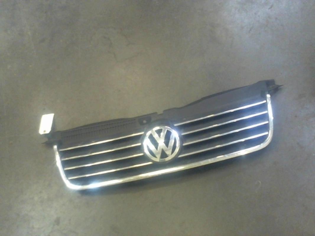 Calandre VOLKSWAGEN PASSAT 4 PHASE 2 BREAK Diesel - 1