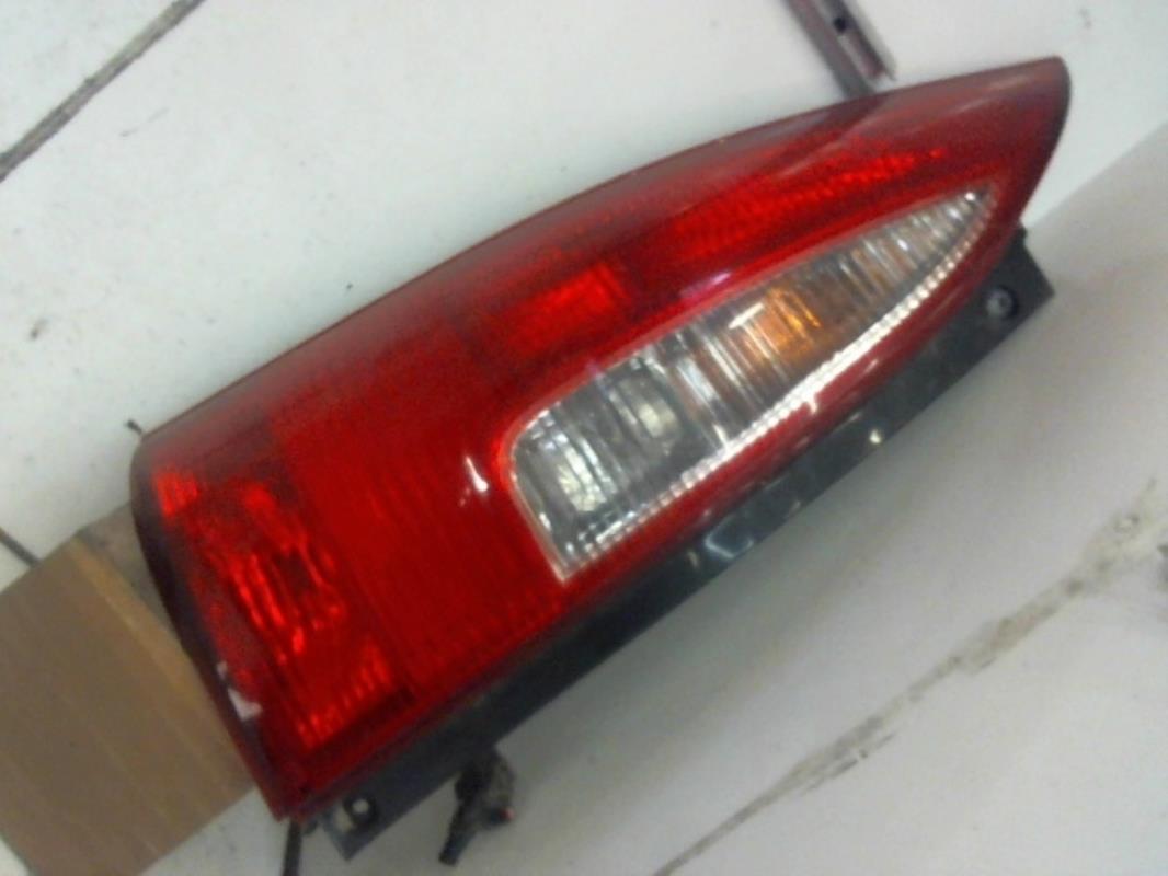 Feu arriere principal gauche (feux) MAZDA PREMACY Diesel - 1
