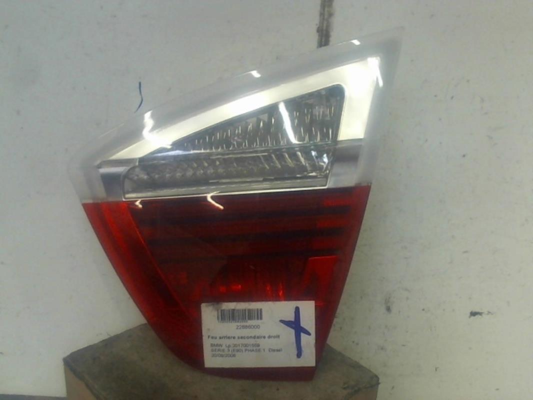 Feu arriere secondaire droit (feux) BMW SERIE 3 E90 PHASE 1 Diesel - 1