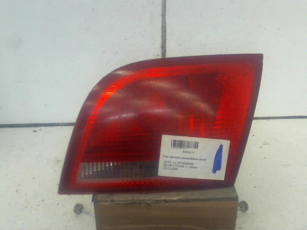 Feu arriere secondaire droit (feux) AUDI A3 2 SPORTBACK PHASE 1 Diesel - 1
