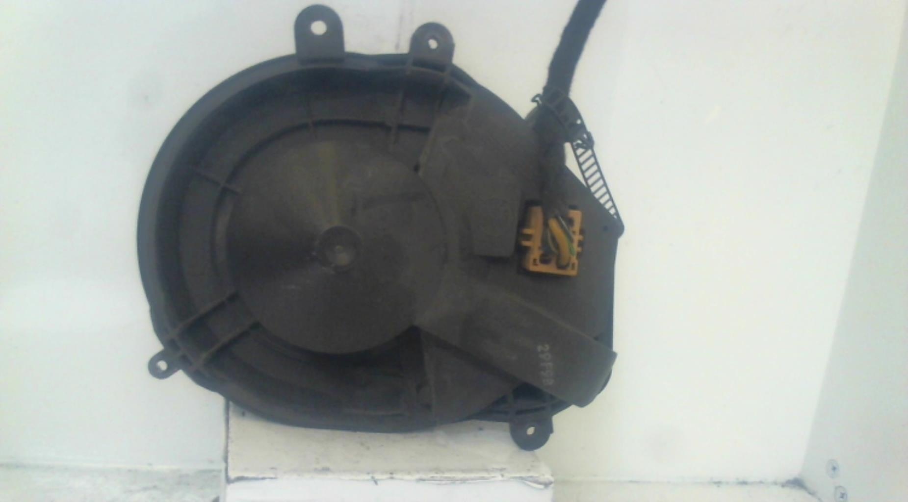 Ventilateur chauffage VOLKSWAGEN PASSAT 4 PHASE 1 BREAK Diesel - 1