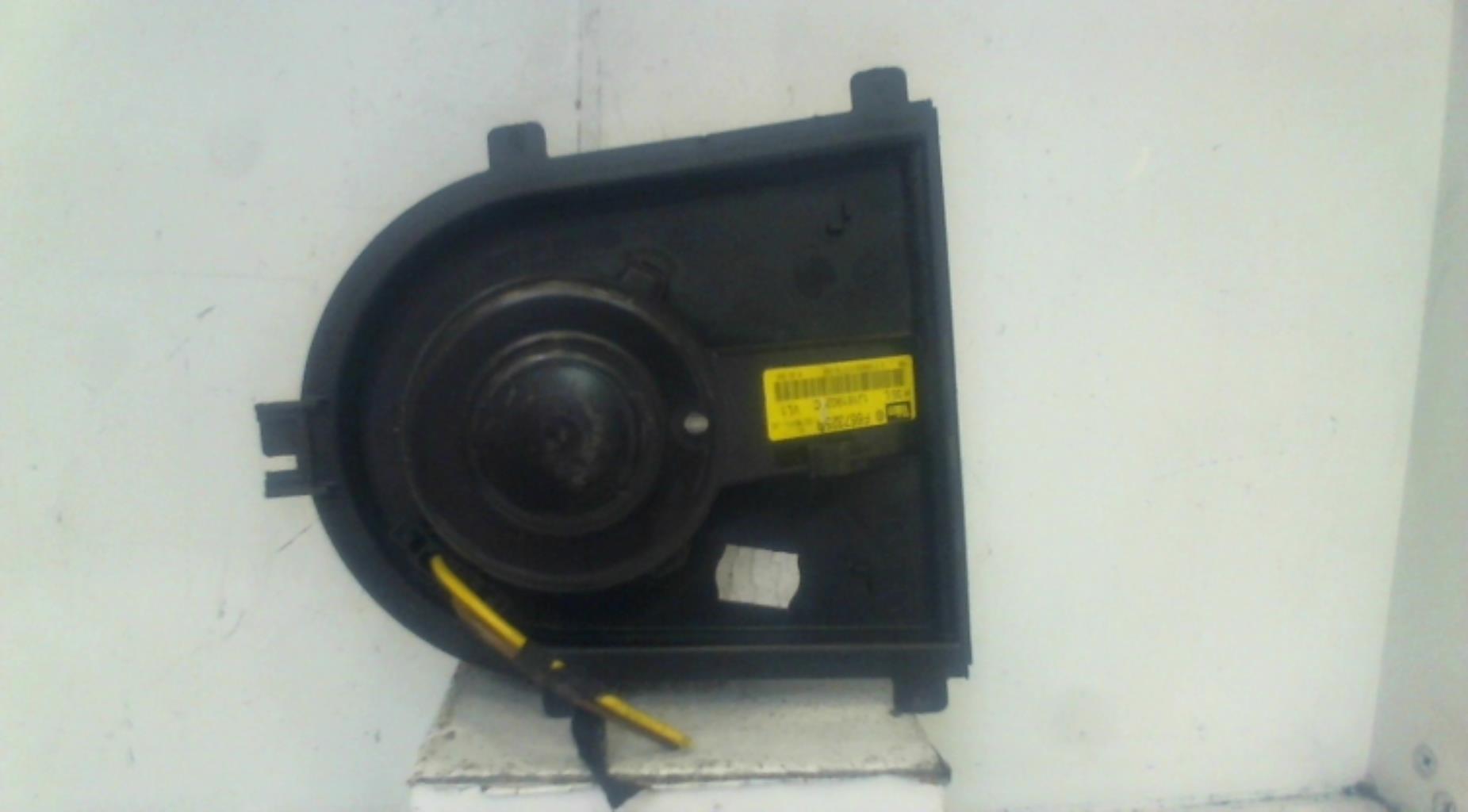 Ventilateur chauffage VOLKSWAGEN GOLF 4 Diesel - 1