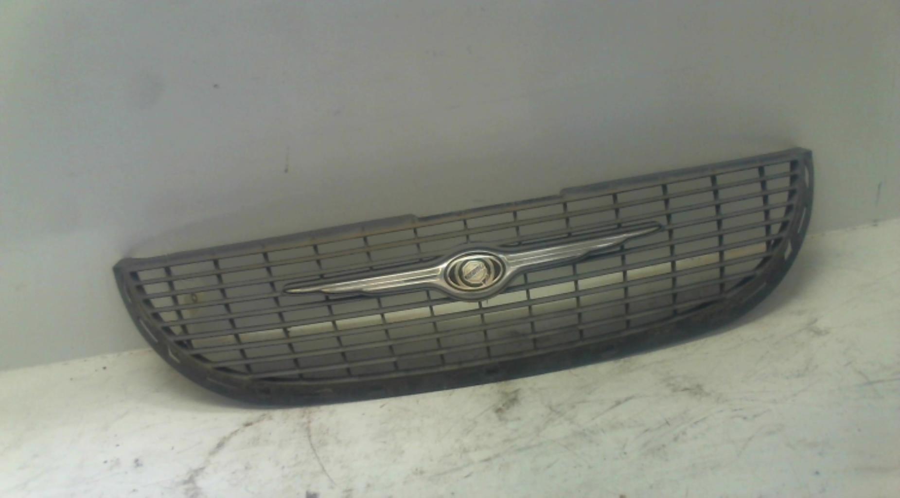 Calandre CHRYSLER VOYAGER 4 PHASE 1 Diesel - 1
