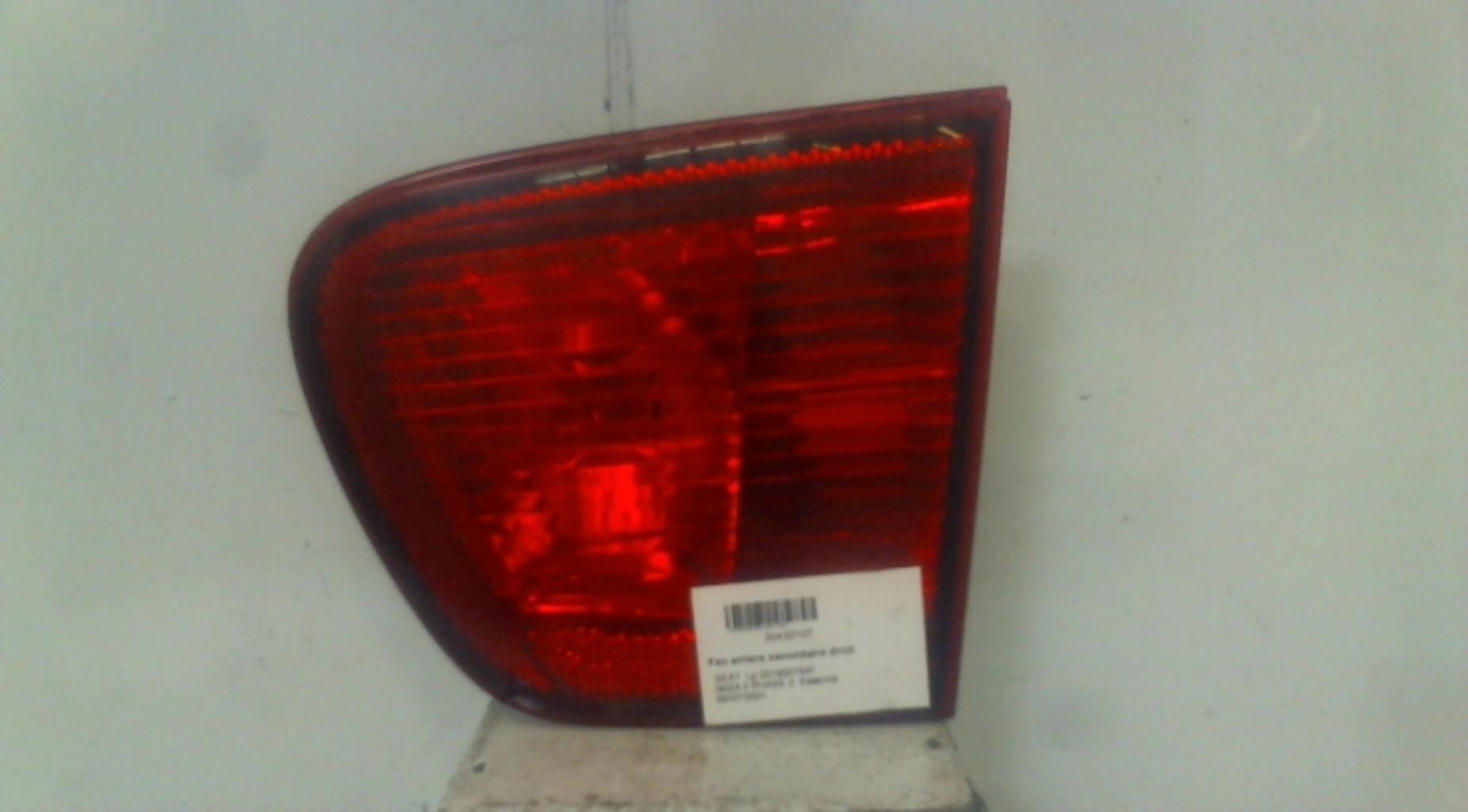 Feu arriere secondaire droit (feux) SEAT IBIZA 2 PHASE 3 Essence - 1