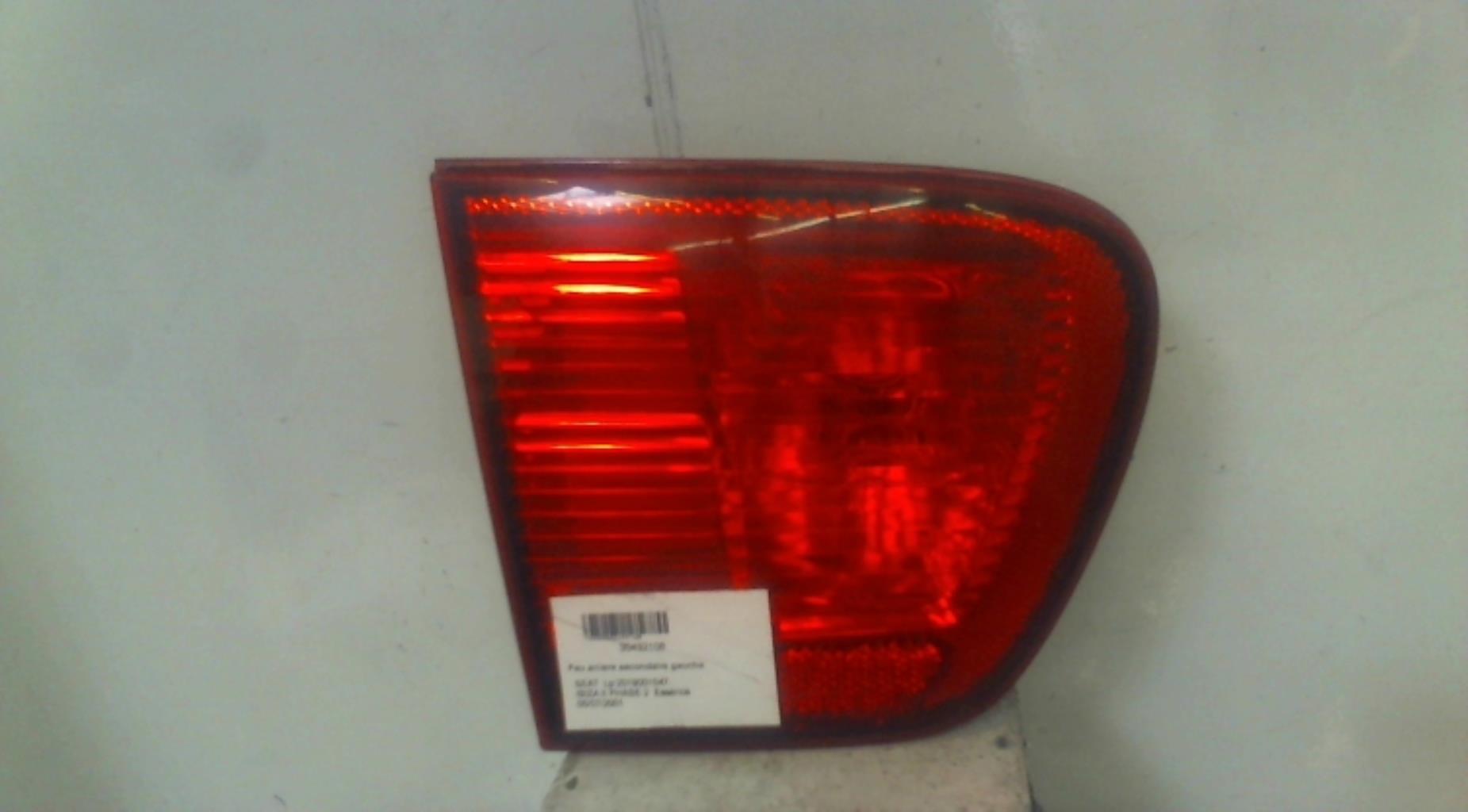 Feu arriere secondaire gauche (feux) SEAT IBIZA 2 PHASE 3 Essence - 1