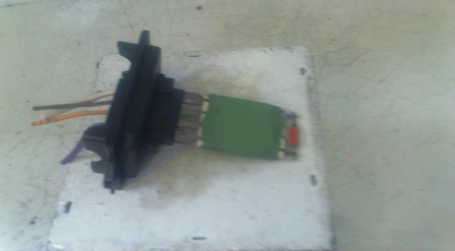 Resistance chauffage PEUGEOT 1007 Essence - 1