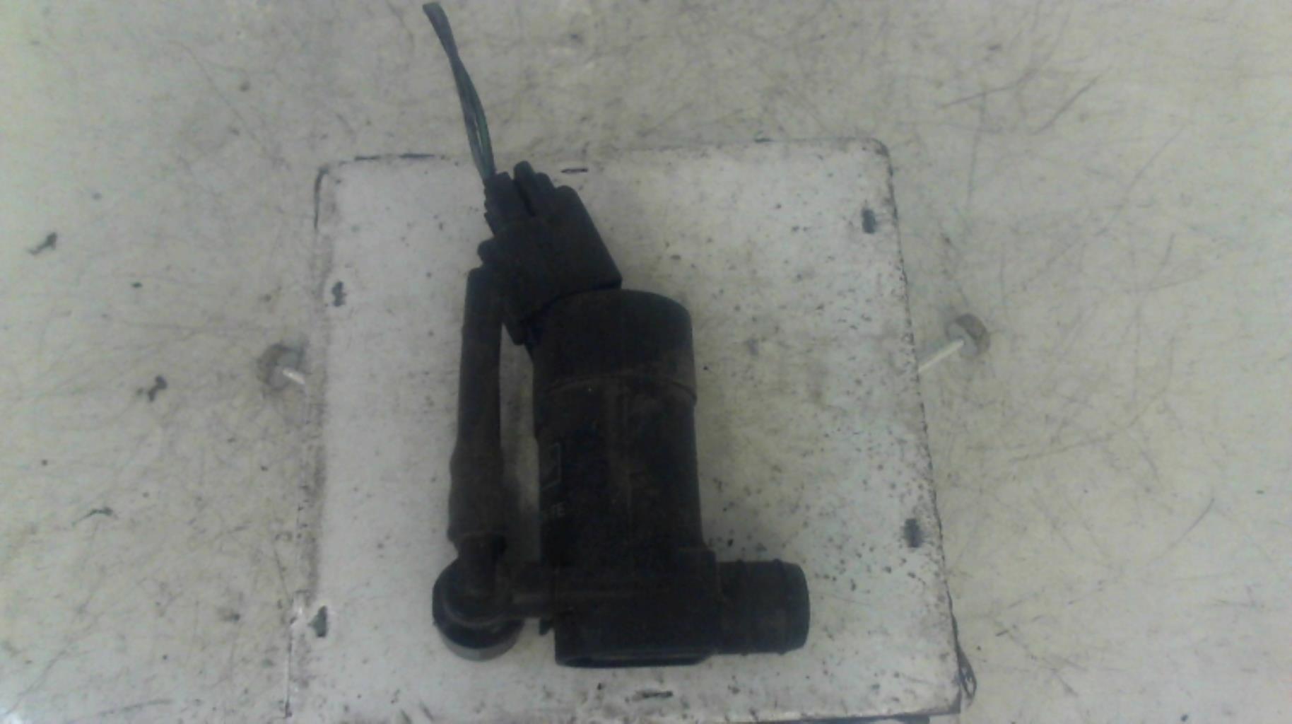 Pompe lave glace avant FORD MONDEO 3 PHASE 1 Diesel - 1