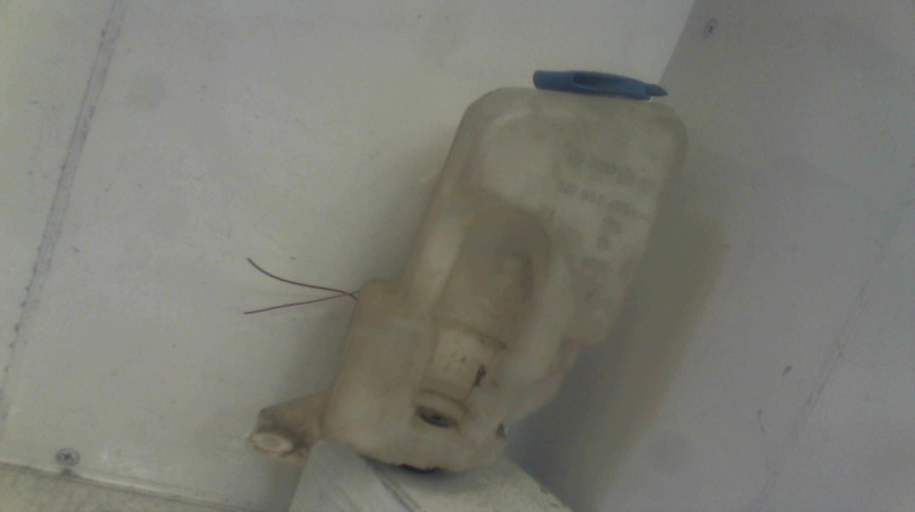 Vase de lave glace VOLKSWAGEN GOLF 4 Essence - 1