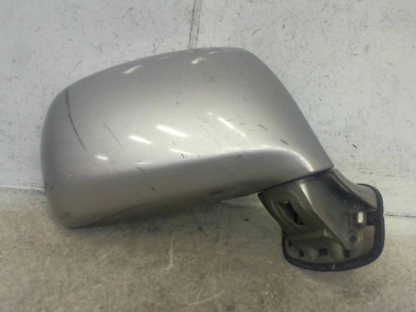 Retroviseur droit HYUNDAI TRAJET Diesel - 1