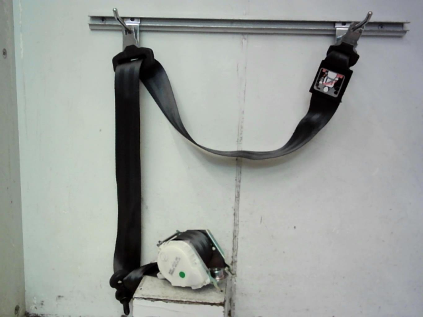 Ceinture arriere centrale RENAULT CLIO 3 PHASE 2 Diesel - 1