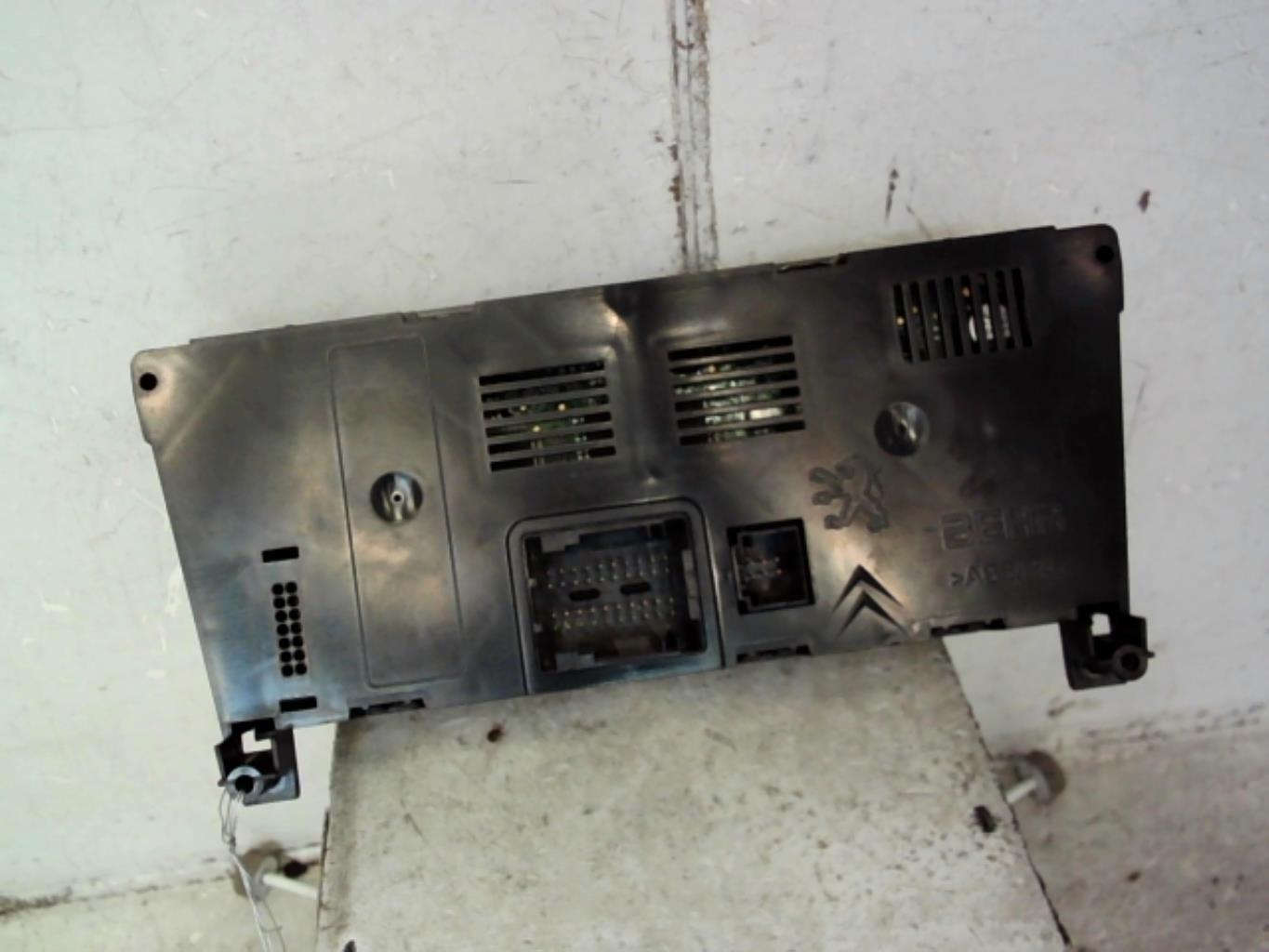 Commande chauffage PEUGEOT 5008 1 PHASE 1 Diesel - 1