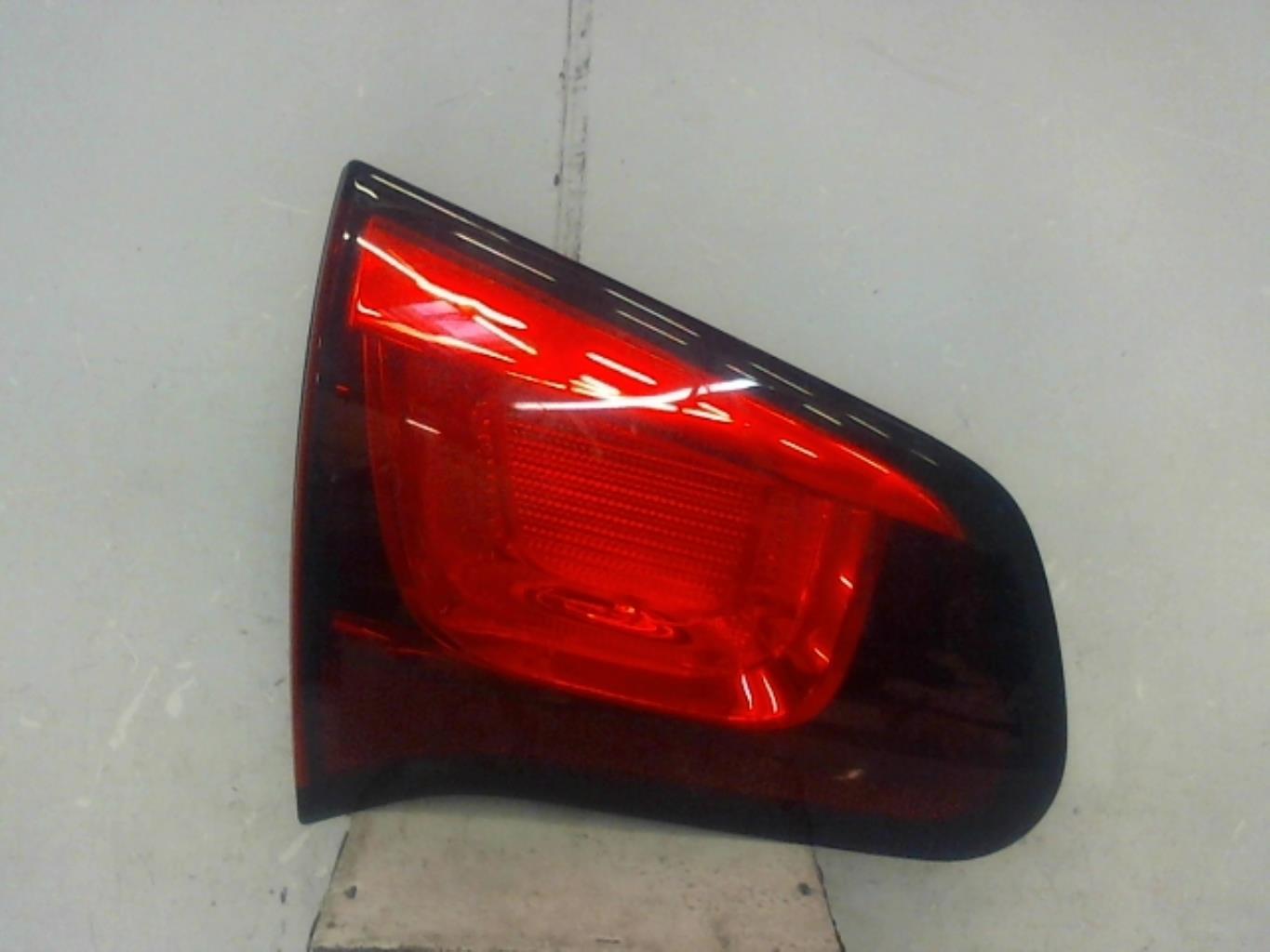 Feu factice arriere gauche CITROEN C3 2 PHASE 1 Diesel - 1