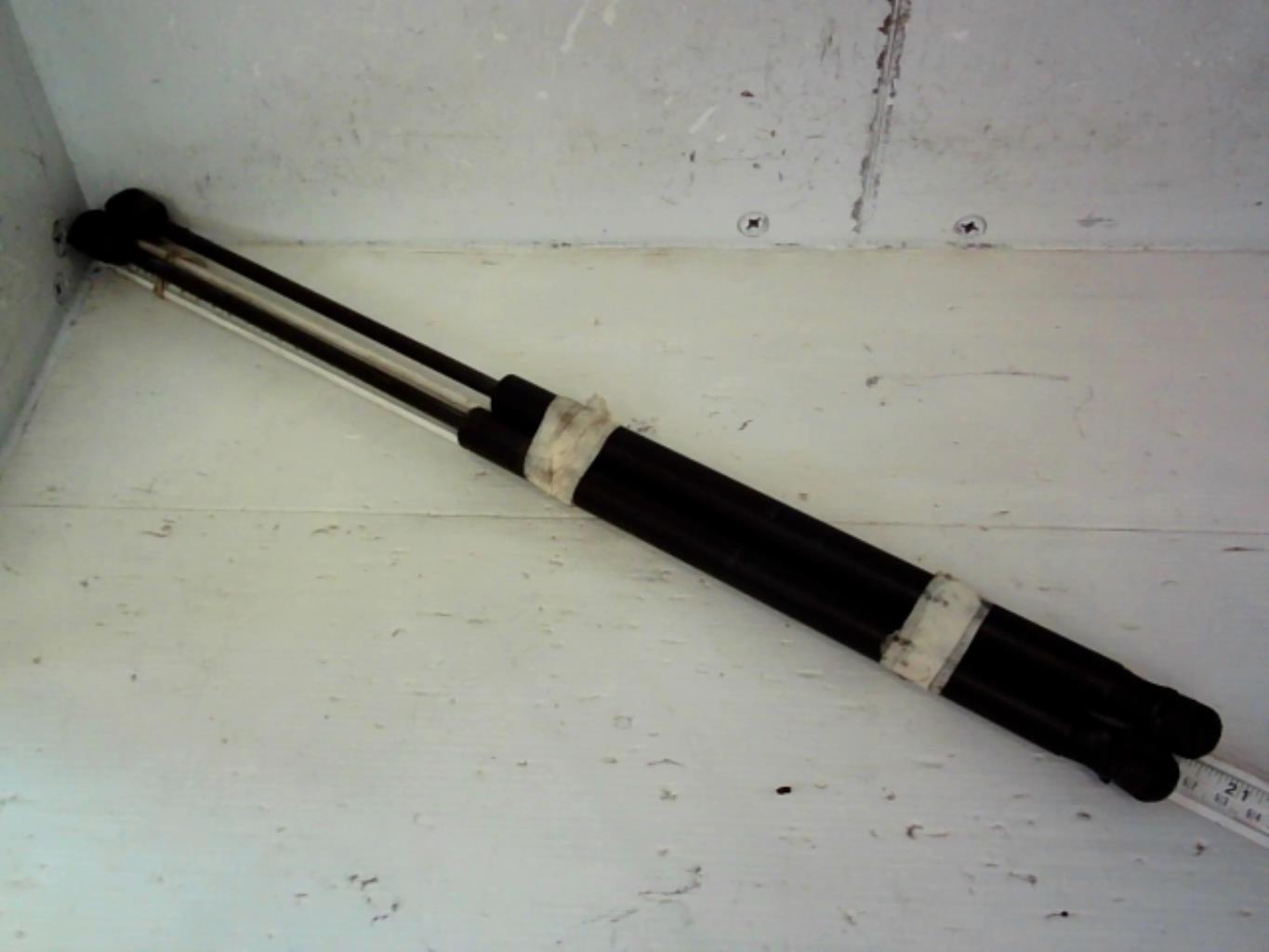 Verin de coffre MINI MINI 2 R56 PHASE 1 Essence - 1