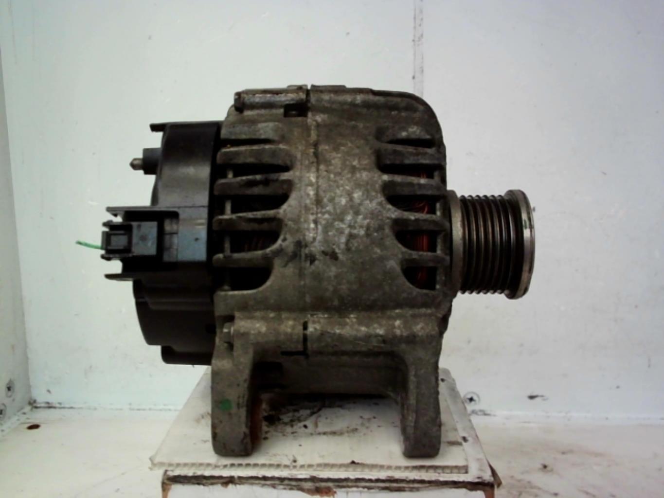 Alternateur RENAULT MEGANE 3 PHASE 3 Essence - 1