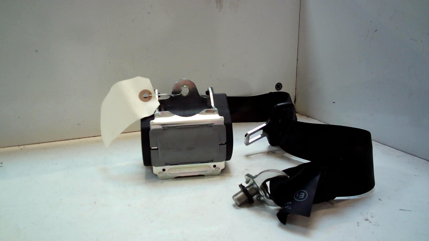 Ceinture arriere droit AUDI A4 2 AVANT PHASE 2 BREAK Diesel - 1