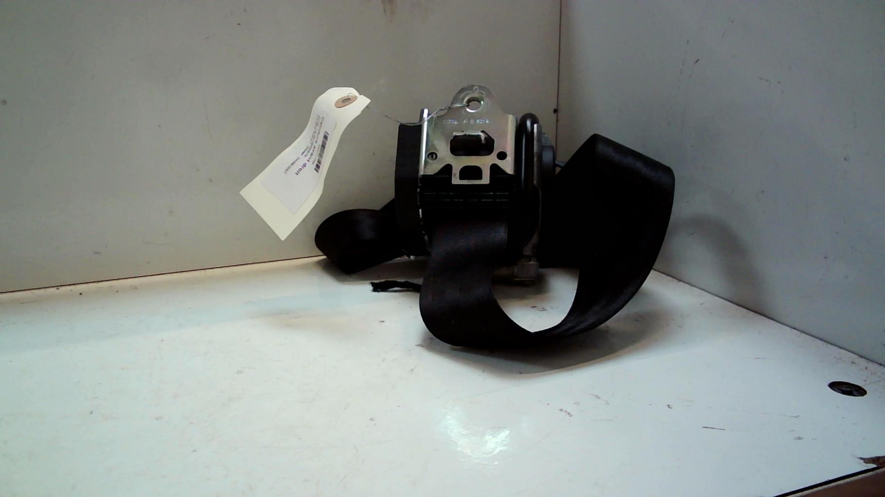 Ceinture avant droit AUDI A4 2 AVANT PHASE 2 BREAK Diesel - 1