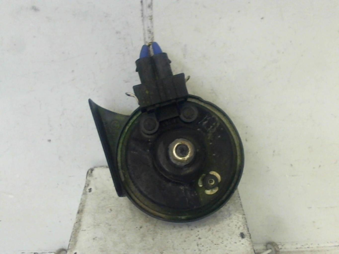 Avertisseur/Klaxon AUDI A6 2 AVANT PHASE 1 BREAK Essence - 1