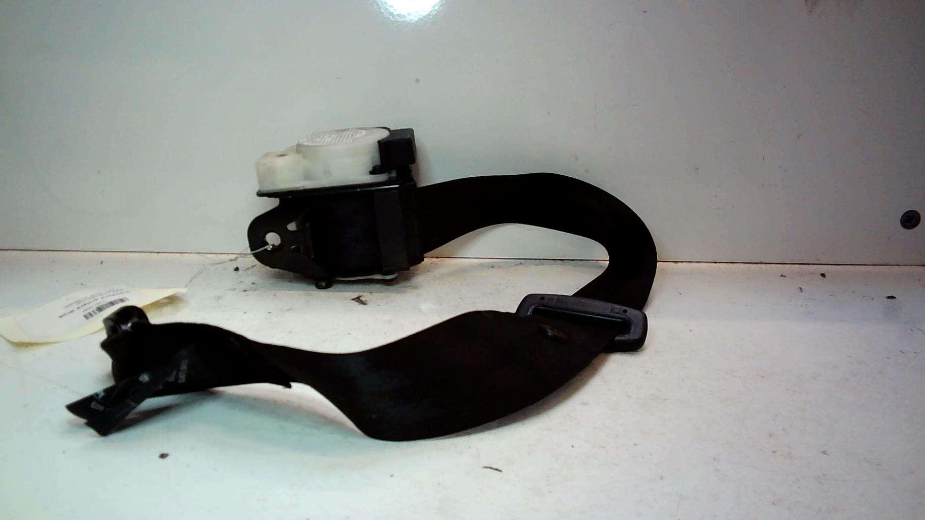 Ceinture arriere droit AUDI A4 2 PHASE 1 Diesel - 1