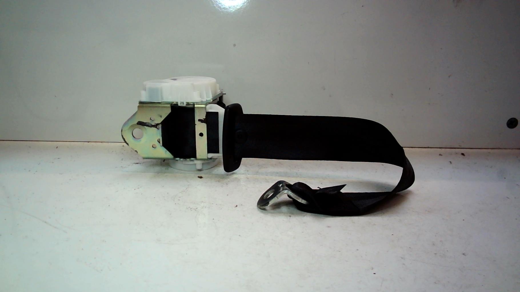 Ceinture arriere droit AUDI A3 2 SPORTBACK PHASE 2 Diesel - 1