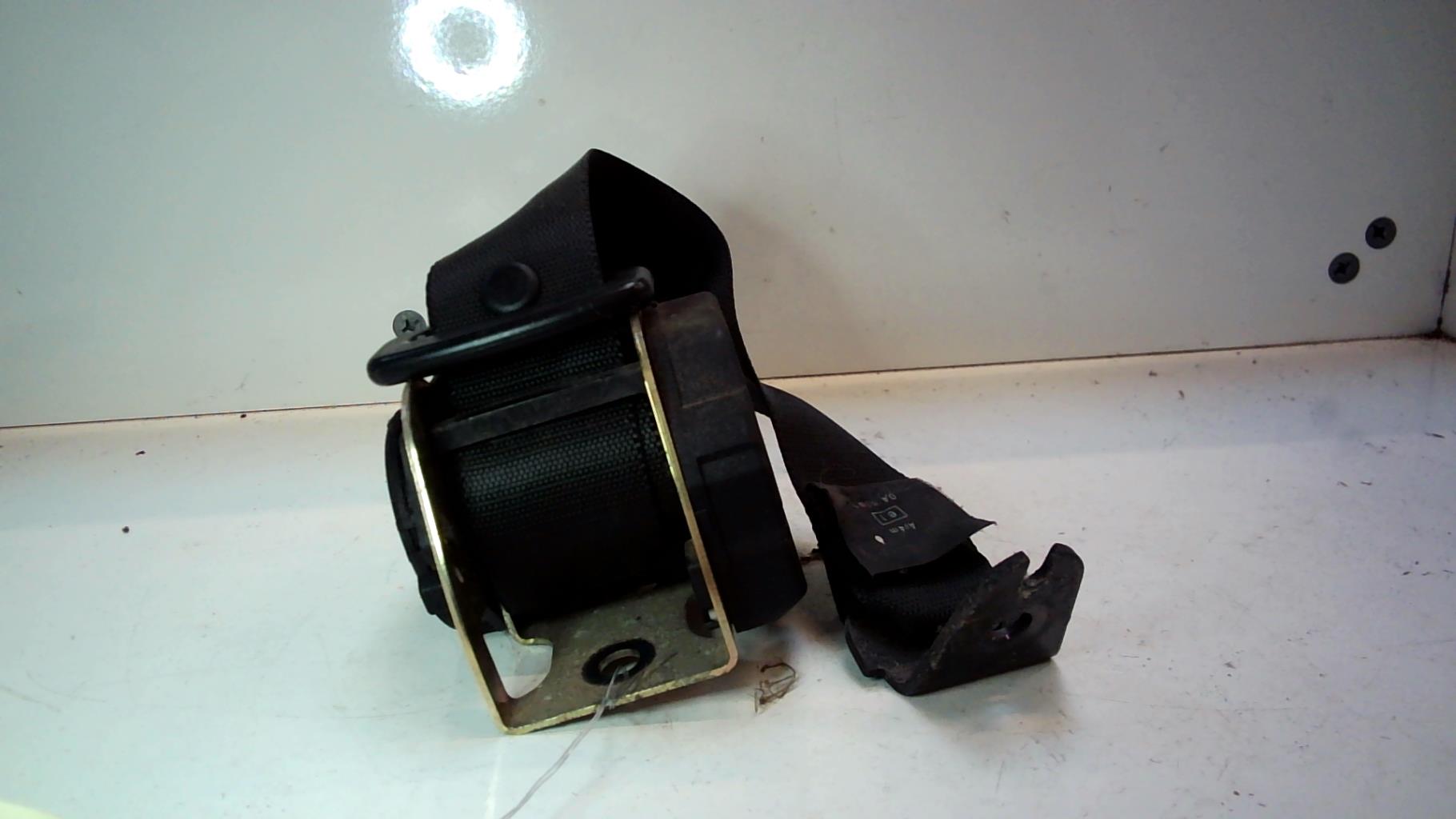 Ceinture arriere gauche FORD FOCUS 1 Diesel - 1