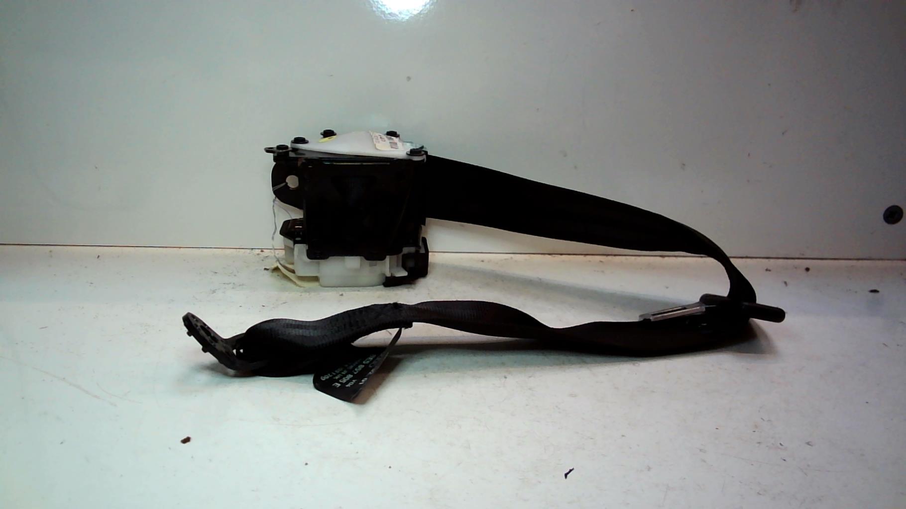 Ceinture arriere gauche AUDI A4 2 PHASE 1 Diesel - 1