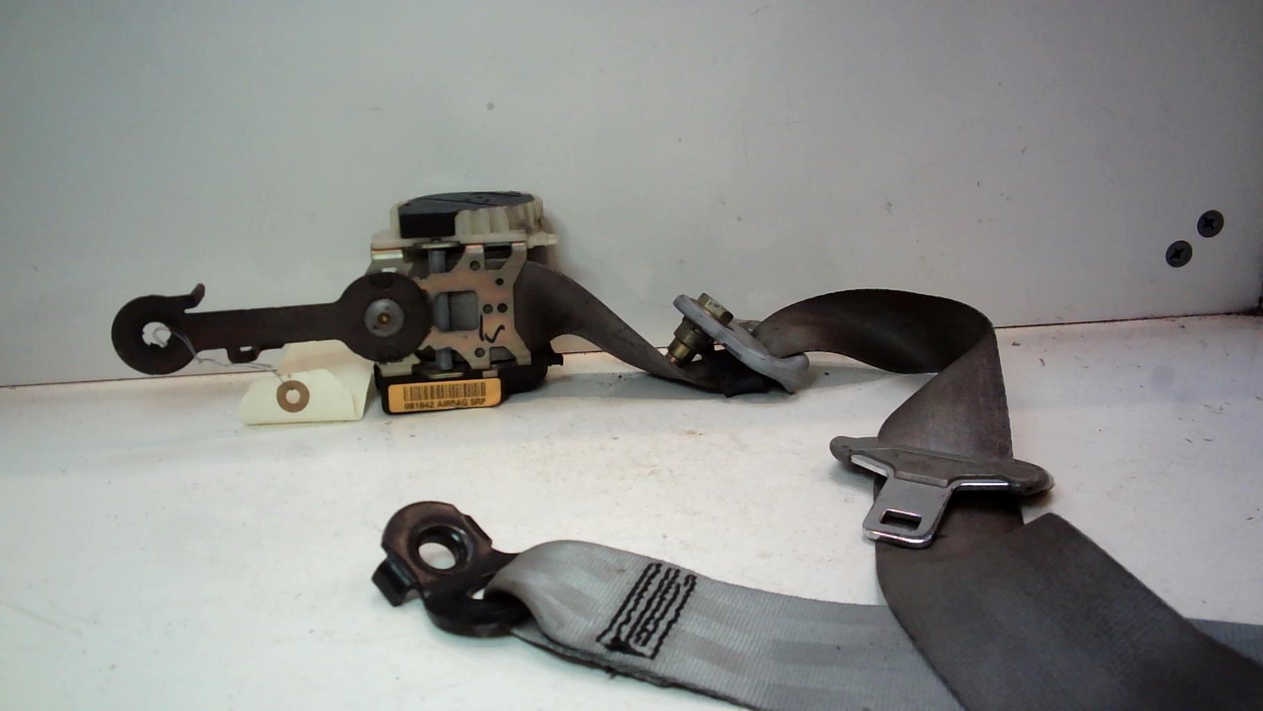 Ceinture avant gauche RENAULT CLIO 2 PHASE 2 Diesel - 1