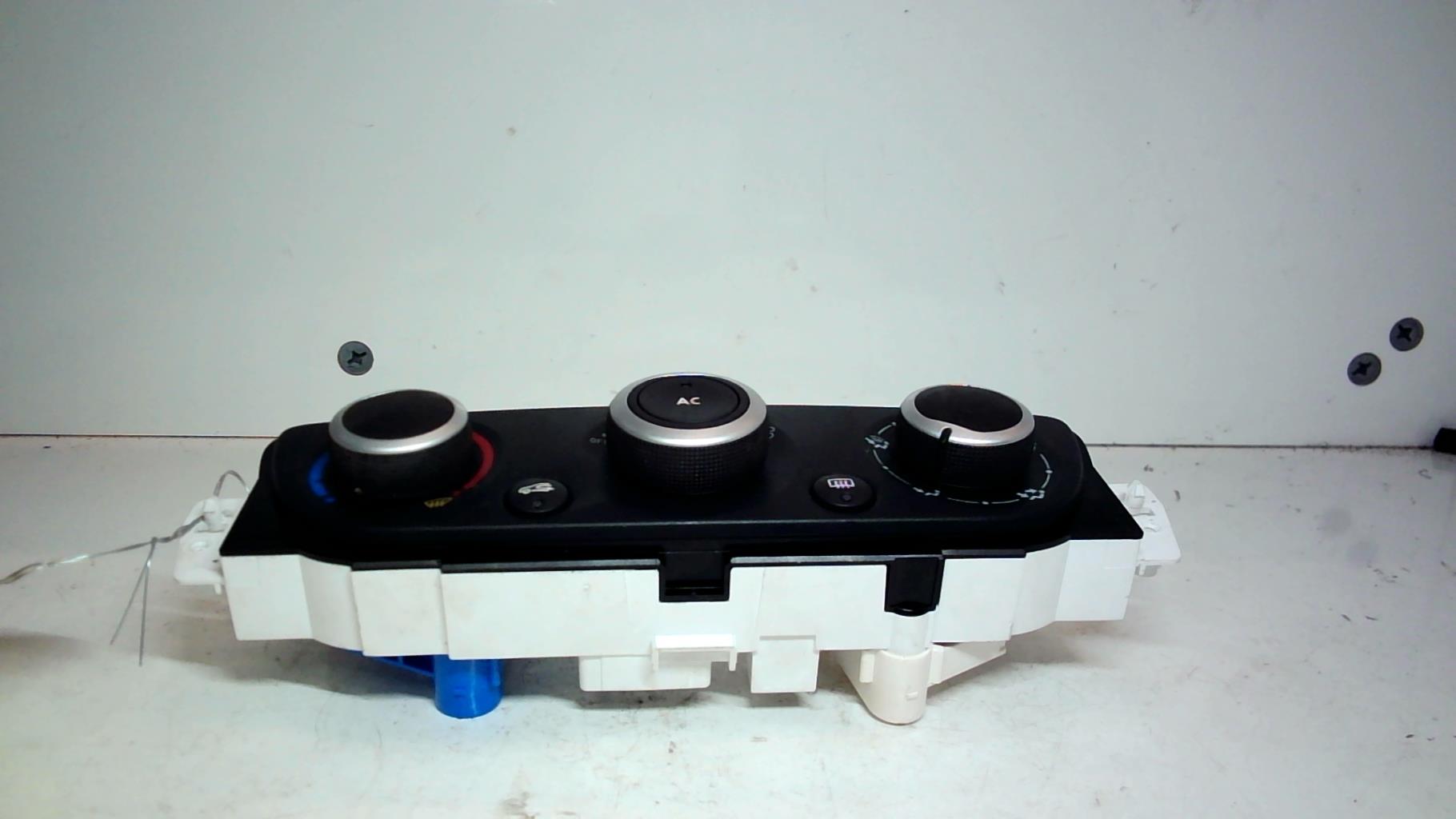 Commande chauffage RENAULT MEGANE 3 PHASE 2 Diesel - 1