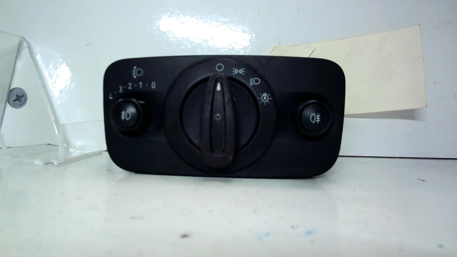 Commande de phare FORD FIESTA 6 PHASE 1 Diesel - 1