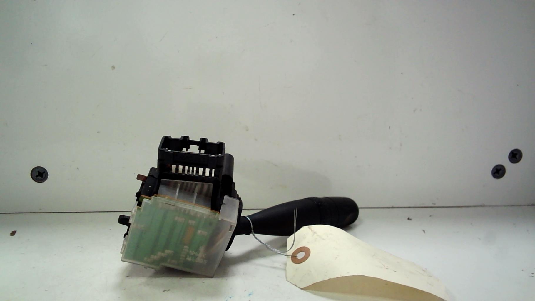 Commodo d'essuie glaces TOYOTA COROLLA 10 PHASE 2 Diesel - 1
