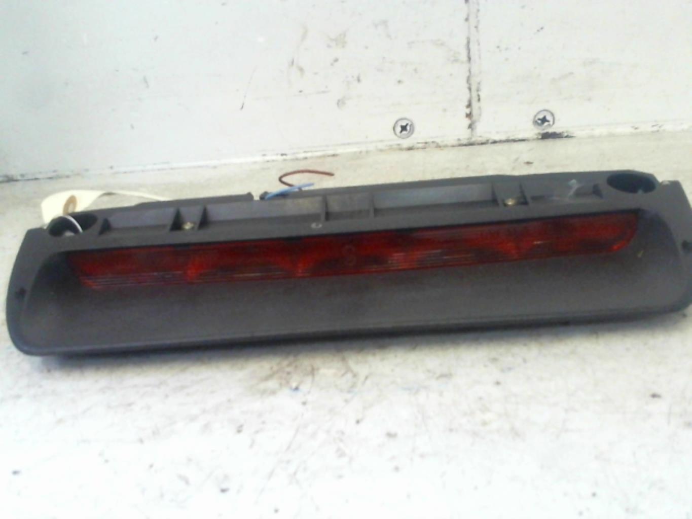 Feu arriere stop central CITROEN C5 1 PHASE 2 Diesel - 1