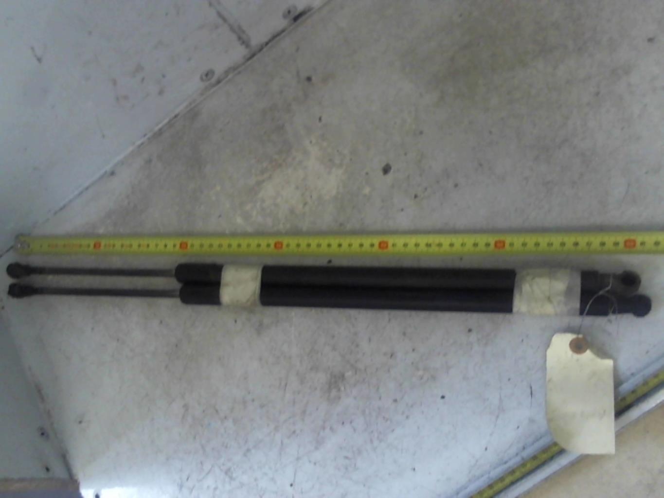 Verin de coffre NISSAN NOTE 1 PHASE 1 Diesel - 1