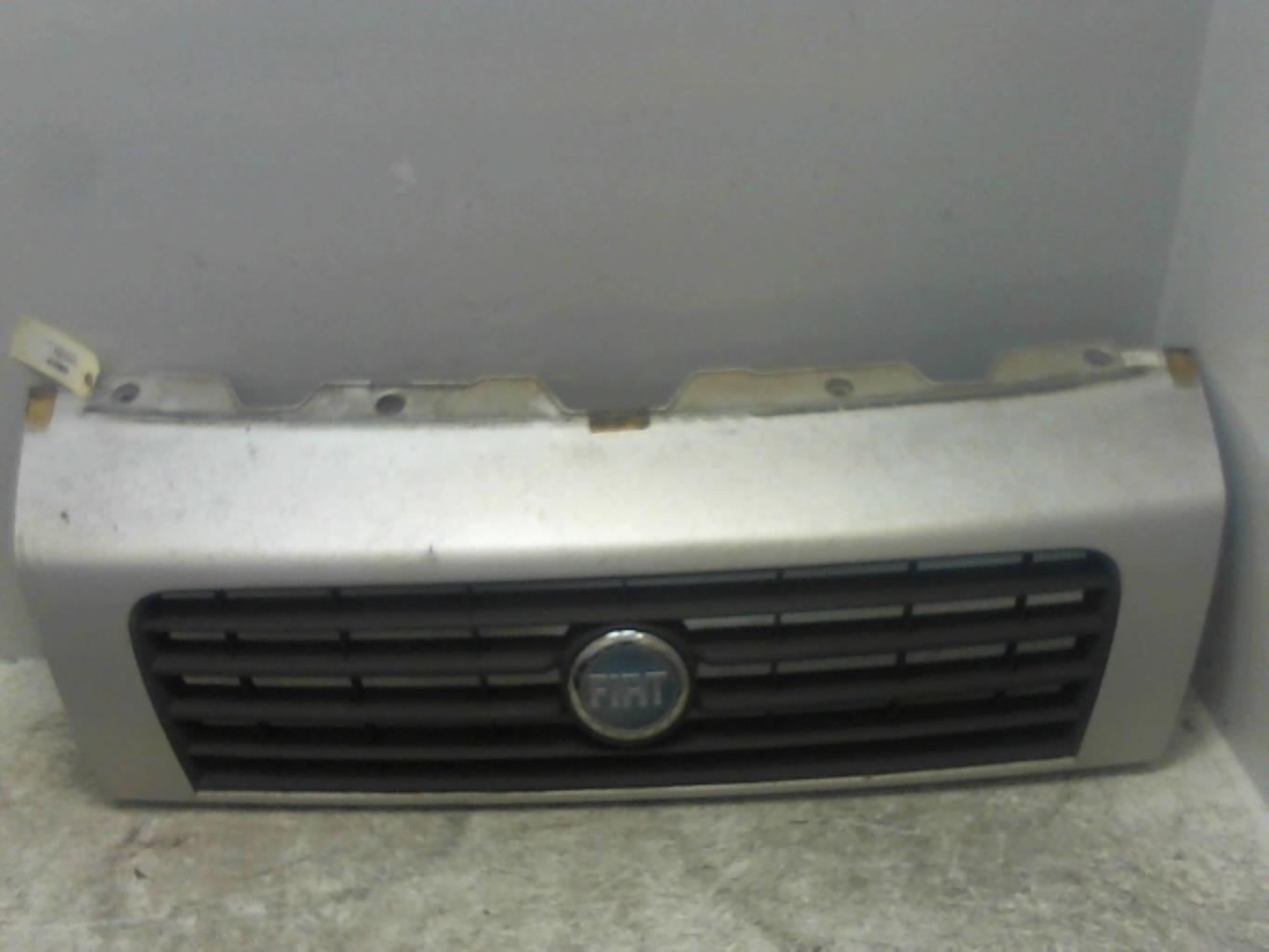 Calandre FIAT DUCATO 3 PHASE 1 Diesel - 1