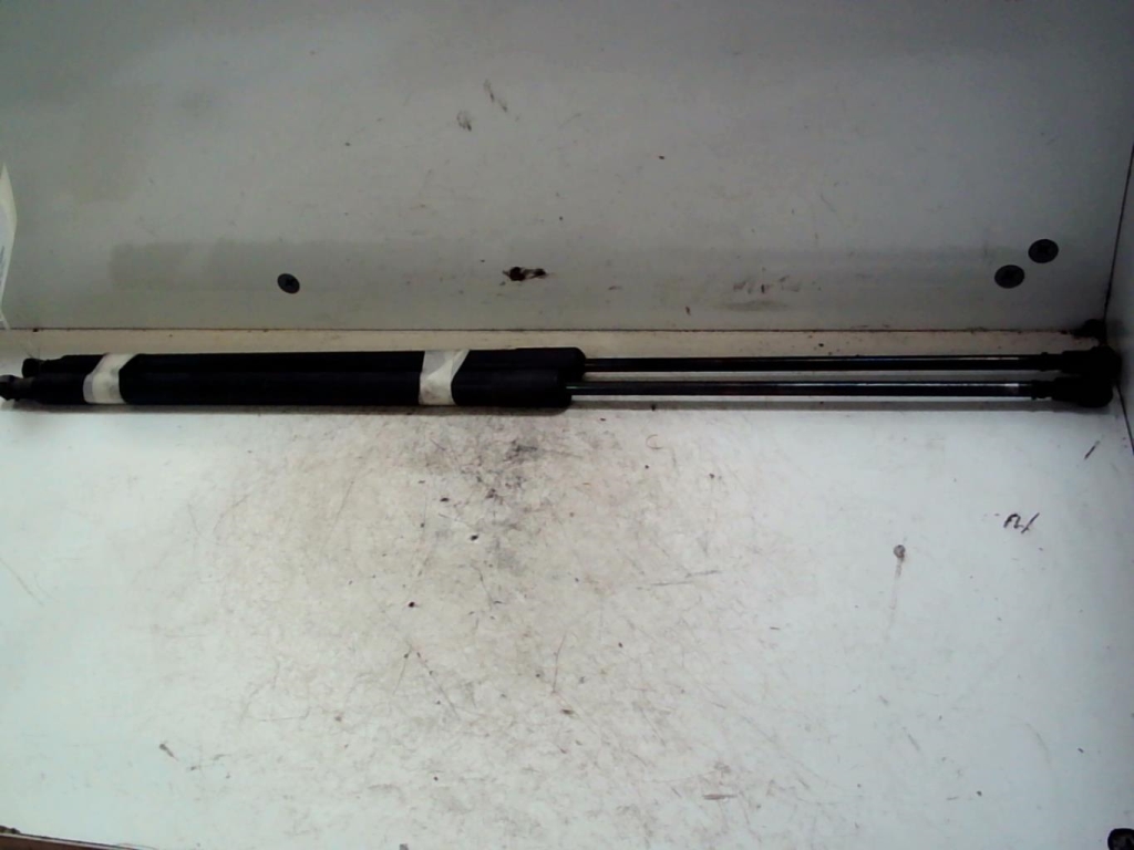 Verin de coffre HONDA CIVIC 8 PHASE 1 Diesel - 1